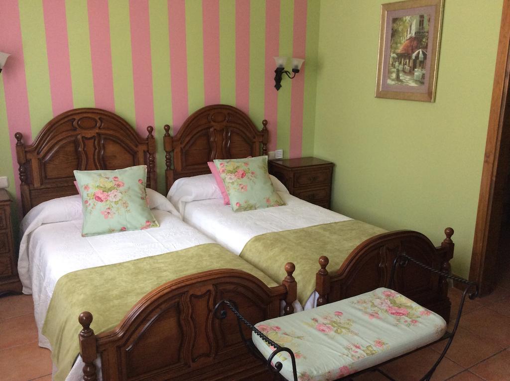 Hotel Rural Los Roturos Maestu Quarto foto